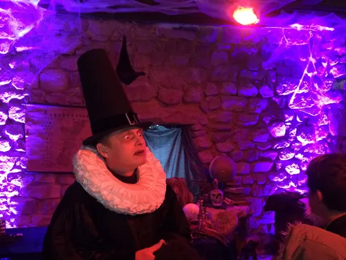 Les défis de l'étrange - Le château hanté !